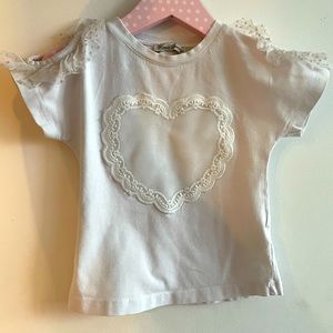 Lace T-Shirt Heart Portrait Portugal Designer Piccola Speranza White Girl’s 4T